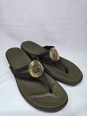 Crocs Women's Sanrah Circle Thong Flip Flop Wedge Sandals Brown & Gold Size 10